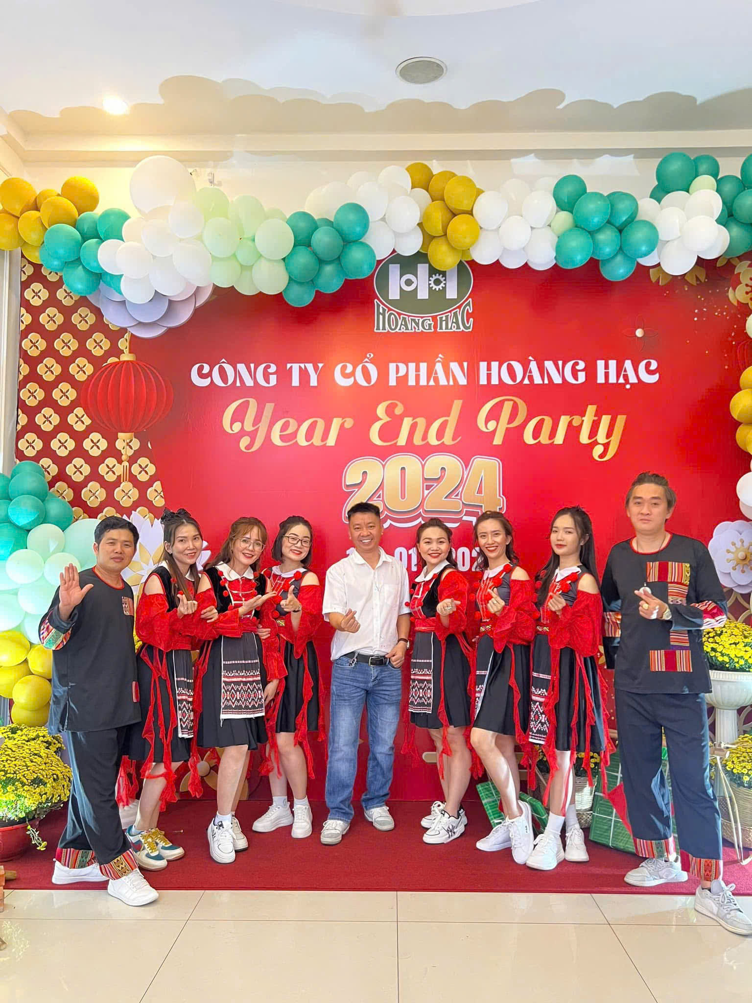 20251224-hoang-hac-team-(5).jpg